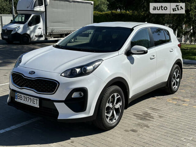 Білий Кіа Sportage, об'ємом двигуна 1.6 л та пробігом 48 тис. км за 18900 $, фото 19 на Automoto.ua