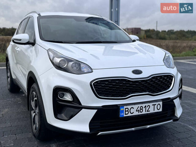 Білий Кіа Sportage, об'ємом двигуна 1.6 л та пробігом 49 тис. км за 18500 $, фото 18 на Automoto.ua