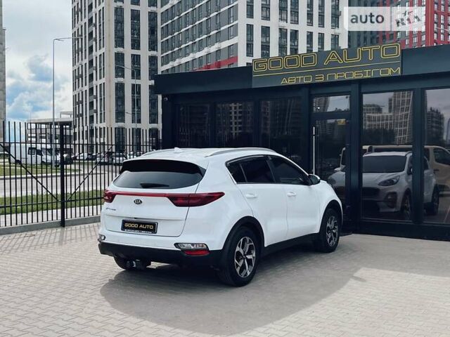 Белый Киа Sportage, объемом двигателя 1.6 л и пробегом 43 тыс. км за 23999 $, фото 6 на Automoto.ua