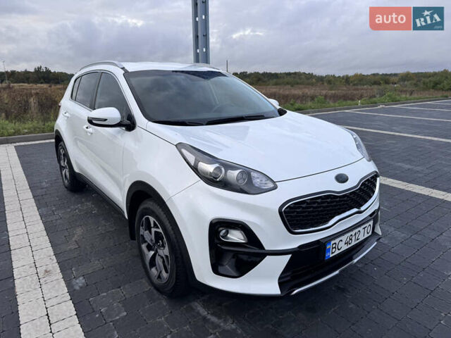 Білий Кіа Sportage, об'ємом двигуна 1.6 л та пробігом 49 тис. км за 18500 $, фото 15 на Automoto.ua