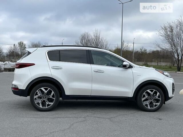 Белый Киа Sportage, объемом двигателя 2.4 л и пробегом 5 тыс. км за 24500 $, фото 9 на Automoto.ua