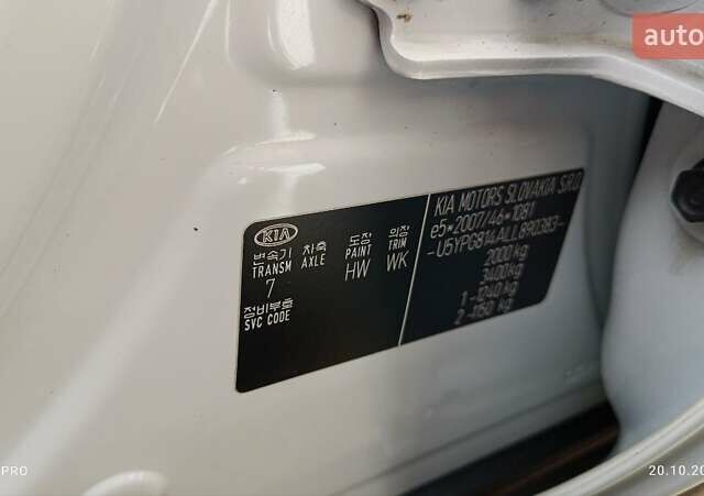 Білий Кіа Sportage, об'ємом двигуна 1.59 л та пробігом 50 тис. км за 19500 $, фото 75 на Automoto.ua