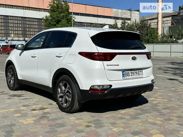 Білий Кіа Sportage, об'ємом двигуна 1.6 л та пробігом 48 тис. км за 18900 $, фото 16 на Automoto.ua