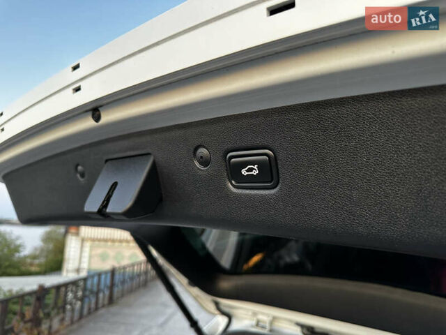 Білий Кіа Sportage, об'ємом двигуна 1.6 л та пробігом 90 тис. км за 23500 $, фото 20 на Automoto.ua