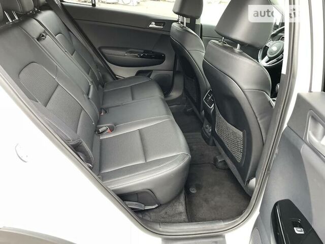 Белый Киа Sportage, объемом двигателя 2.4 л и пробегом 5 тыс. км за 24500 $, фото 33 на Automoto.ua