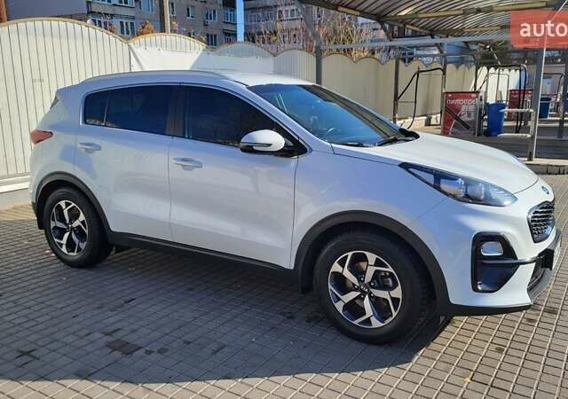 Білий Кіа Sportage, об'ємом двигуна 1.6 л та пробігом 40 тис. км за 24800 $, фото 23 на Automoto.ua