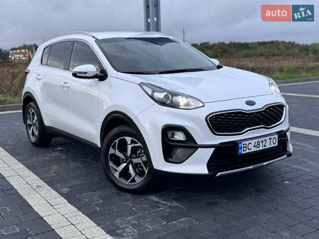 Білий Кіа Sportage, об'ємом двигуна 1.6 л та пробігом 49 тис. км за 18500 $, фото 62 на Automoto.ua