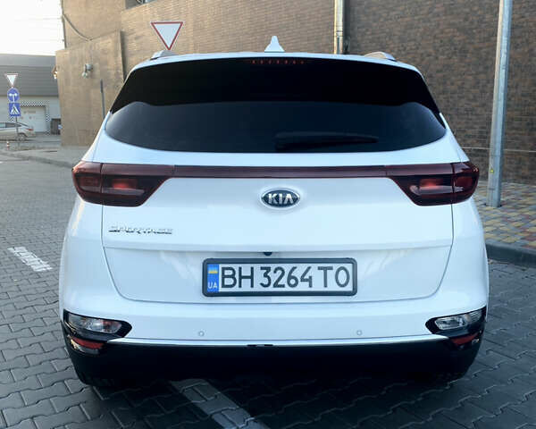 Білий Кіа Sportage, об'ємом двигуна 1.6 л та пробігом 69 тис. км за 20500 $, фото 6 на Automoto.ua