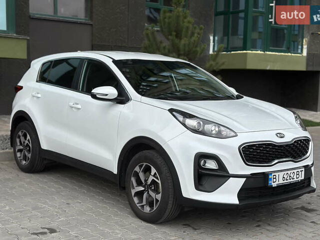 Белый Киа Sportage, объемом двигателя 1.59 л и пробегом 40 тыс. км за 19000 $, фото 1 на Automoto.ua
