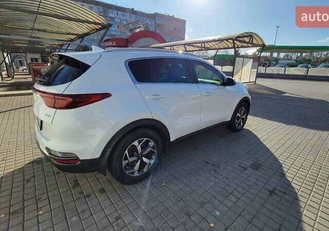 Білий Кіа Sportage, об'ємом двигуна 1.6 л та пробігом 40 тис. км за 24800 $, фото 21 на Automoto.ua