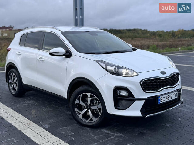 Білий Кіа Sportage, об'ємом двигуна 1.6 л та пробігом 49 тис. км за 18500 $, фото 26 на Automoto.ua