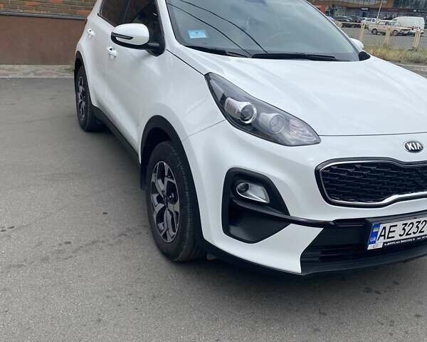 Белый Киа Sportage, объемом двигателя 1.59 л и пробегом 12 тыс. км за 22500 $, фото 1 на Automoto.ua