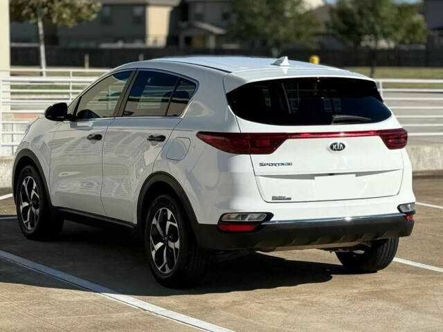 Белый Киа Sportage, объемом двигателя 2.4 л и пробегом 34 тыс. км за 4300 $, фото 1 на Automoto.ua