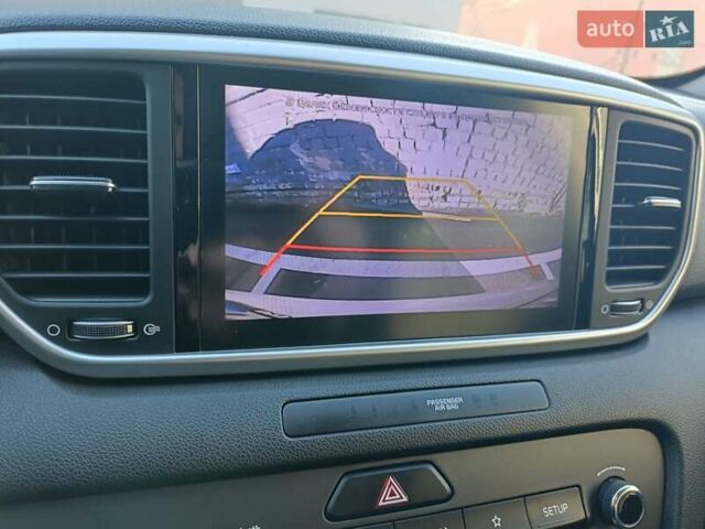 Білий Кіа Sportage, об'ємом двигуна 1.59 л та пробігом 115 тис. км за 16950 $, фото 36 на Automoto.ua