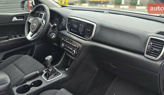 Білий Кіа Sportage, об'ємом двигуна 1.6 л та пробігом 131 тис. км за 13950 $, фото 28 на Automoto.ua