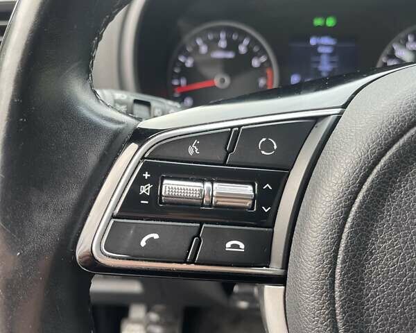 Білий Кіа Sportage, об'ємом двигуна 1.59 л та пробігом 115 тис. км за 16500 $, фото 23 на Automoto.ua