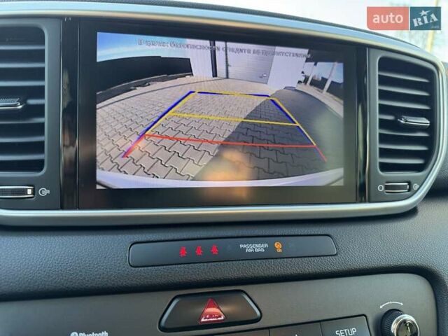 Білий Кіа Sportage, об'ємом двигуна 1.59 л та пробігом 95 тис. км за 19500 $, фото 47 на Automoto.ua