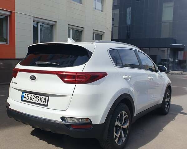 Белый Киа Sportage, объемом двигателя 1.59 л и пробегом 37 тыс. км за 20900 $, фото 3 на Automoto.ua