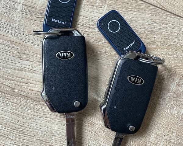 Белый Киа Sportage, объемом двигателя 1.59 л и пробегом 12 тыс. км за 22500 $, фото 5 на Automoto.ua