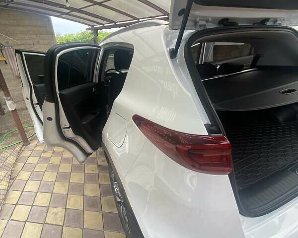 Белый Киа Sportage, объемом двигателя 1.59 л и пробегом 12 тыс. км за 22500 $, фото 33 на Automoto.ua