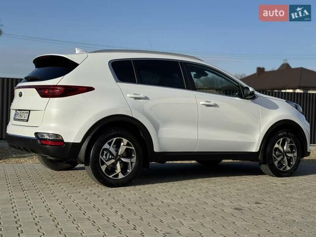 Білий Кіа Sportage, об'ємом двигуна 1.59 л та пробігом 95 тис. км за 19500 $, фото 28 на Automoto.ua