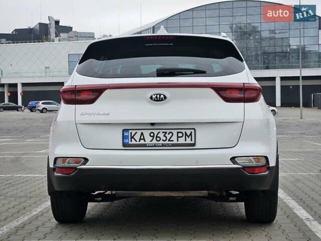 Киа Sportage 2021 в Киеве на Automoto.ua Белый Киа Sportage, объемом двигателя 1.59 л и пробегом 71 тыс. км за 19400 $, фото 3 на Automoto.ua