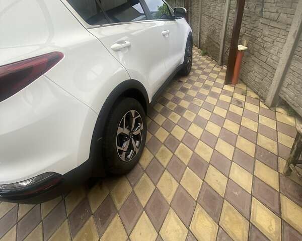 Белый Киа Sportage, объемом двигателя 1.59 л и пробегом 12 тыс. км за 22500 $, фото 21 на Automoto.ua