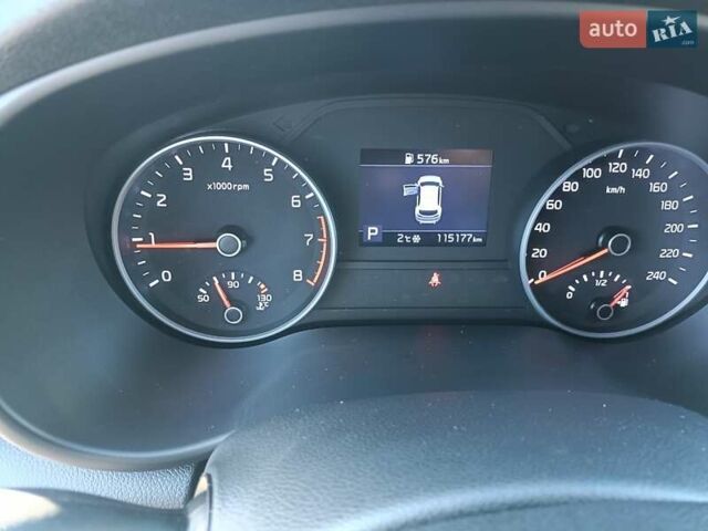 Білий Кіа Sportage, об'ємом двигуна 1.59 л та пробігом 115 тис. км за 16950 $, фото 25 на Automoto.ua