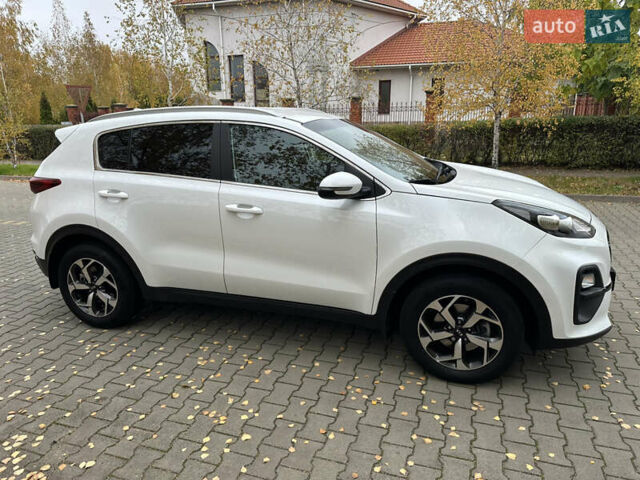 Киа Sportage 2021 в Одессе на Automoto.ua Белый Киа Sportage, объемом двигателя 1.59 л и пробегом 51 тыс. км за 19900 $, фото 5 на Automoto.ua