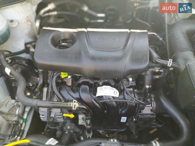 Белый Киа Sportage, объемом двигателя 1.59 л и пробегом 25 тыс. км за 21500 $, фото 35 на Automoto.ua
