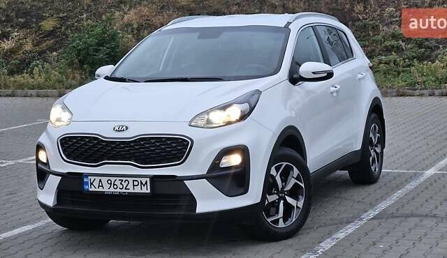 Киа Sportage 2021 в Киеве на Automoto.ua Белый Киа Sportage, объемом двигателя 1.59 л и пробегом 71 тыс. км за 19400 $, фото 26 на Automoto.ua