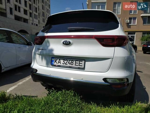 Белый Киа Sportage, объемом двигателя 1.59 л и пробегом 25 тыс. км за 21500 $, фото 6 на Automoto.ua