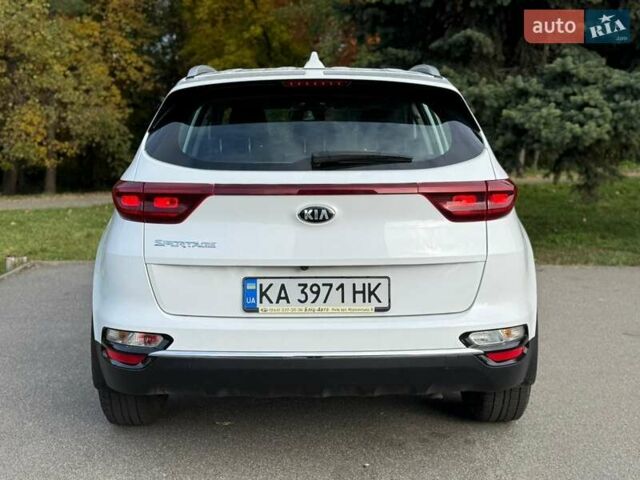 Киа Sportage 2021 в Киеве на Automoto.ua Белый Киа Sportage, объемом двигателя 1.59 л и пробегом 106 тыс. км за 18500 $, фото 10 на Automoto.ua