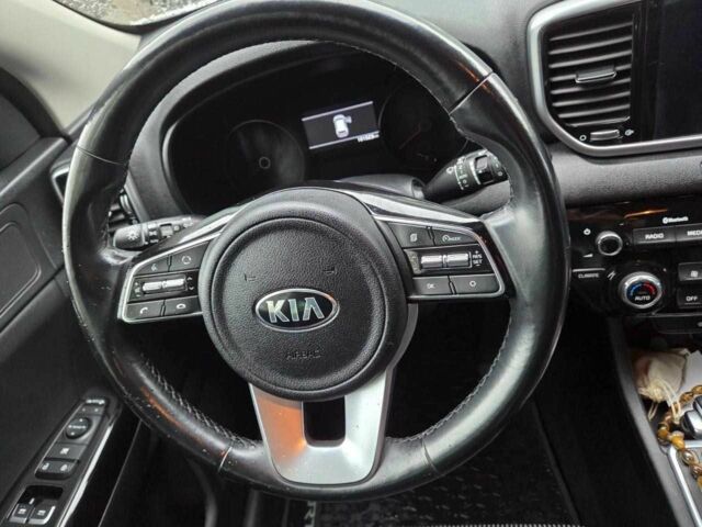 Белый Киа Sportage, объемом двигателя 2 л и пробегом 101 тыс. км за 26500 $, фото 10 на Automoto.ua