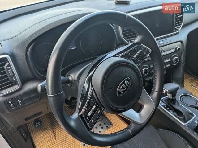Белый Киа Sportage, объемом двигателя 1.59 л и пробегом 11 тыс. км за 22000 $, фото 21 на Automoto.ua