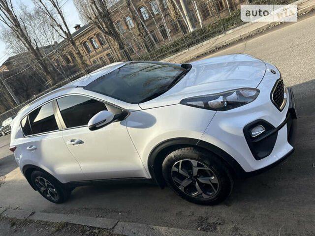 Белый Киа Sportage, объемом двигателя 1.59 л и пробегом 22 тыс. км за 21000 $, фото 9 на Automoto.ua