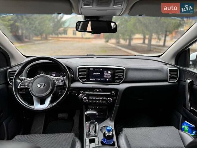 Білий Кіа Sportage, об'ємом двигуна 2 л та пробігом 103 тис. км за 23500 $, фото 14 на Automoto.ua