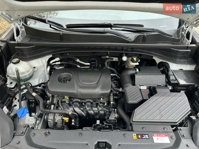 Киа Sportage 2021 в Одессе на Automoto.ua Белый Киа Sportage, объемом двигателя 1.59 л и пробегом 51 тыс. км за 19900 $, фото 23 на Automoto.ua