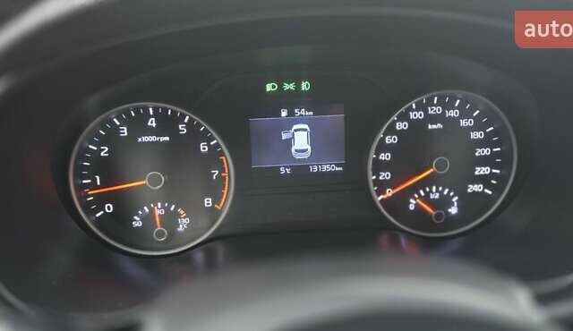 Білий Кіа Sportage, об'ємом двигуна 1.6 л та пробігом 131 тис. км за 13950 $, фото 19 на Automoto.ua