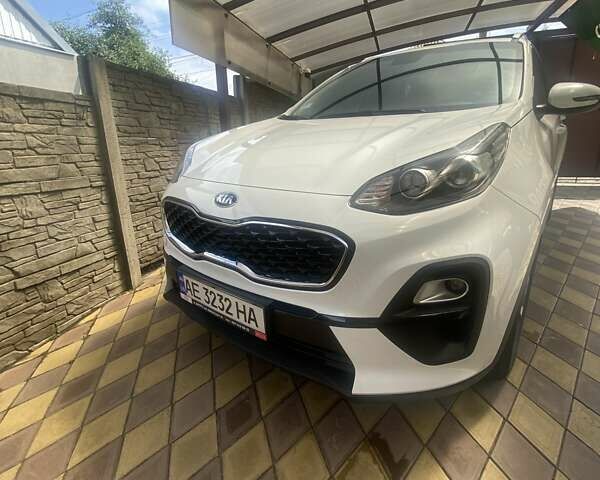 Белый Киа Sportage, объемом двигателя 1.59 л и пробегом 12 тыс. км за 22500 $, фото 7 на Automoto.ua