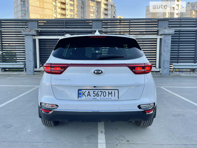 Білий Кіа Sportage, об'ємом двигуна 1.59 л та пробігом 30 тис. км за 21900 $, фото 16 на Automoto.ua