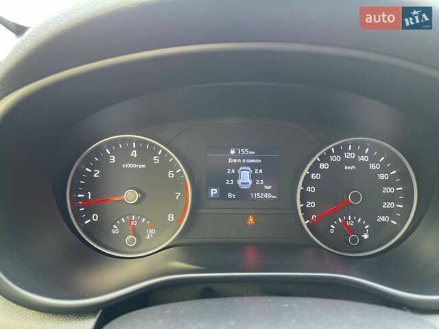 Білий Кіа Sportage, об'ємом двигуна 1.59 л та пробігом 115 тис. км за 16500 $, фото 35 на Automoto.ua