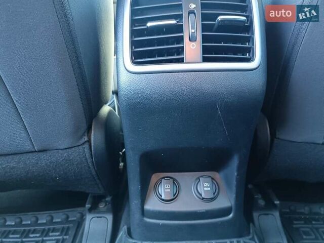 Білий Кіа Sportage, об'ємом двигуна 1.59 л та пробігом 115 тис. км за 16950 $, фото 20 на Automoto.ua