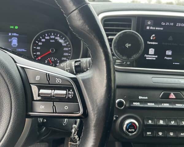 Білий Кіа Sportage, об'ємом двигуна 1.59 л та пробігом 115 тис. км за 16500 $, фото 22 на Automoto.ua