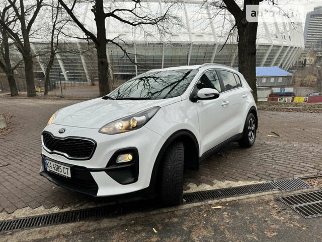 Белый Киа Sportage, объемом двигателя 1.59 л и пробегом 20 тыс. км за 21500 $, фото 2 на Automoto.ua