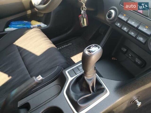 Белый Киа Sportage, объемом двигателя 1.59 л и пробегом 25 тыс. км за 21500 $, фото 18 на Automoto.ua