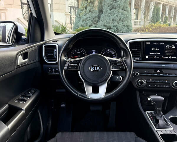 Белый Киа Sportage, объемом двигателя 1.6 л и пробегом 35 тыс. км за 20300 $, фото 20 на Automoto.ua