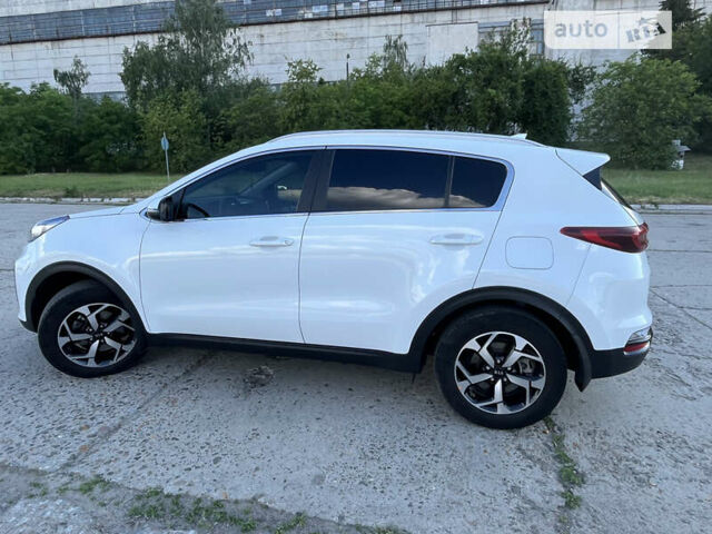 Білий Кіа Sportage, об'ємом двигуна 1.6 л та пробігом 45 тис. км за 23500 $, фото 14 на Automoto.ua