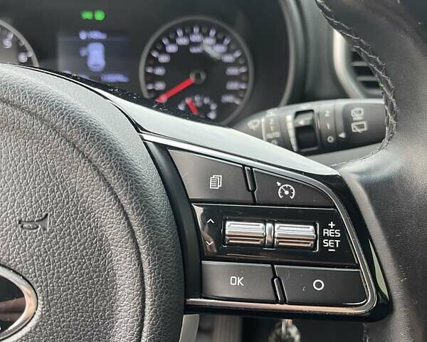 Білий Кіа Sportage, об'ємом двигуна 1.59 л та пробігом 115 тис. км за 16500 $, фото 24 на Automoto.ua