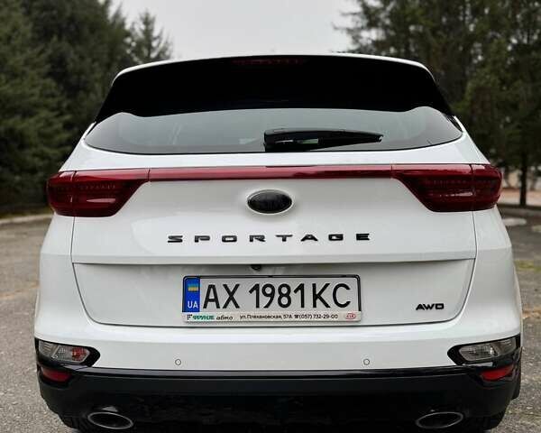 Білий Кіа Sportage, об'ємом двигуна 2 л та пробігом 103 тис. км за 23500 $, фото 6 на Automoto.ua